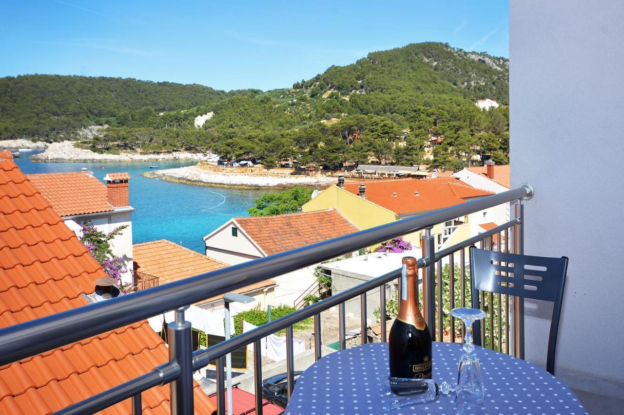 Apartment 'Mimo' In Milna - Hvar Exterior foto