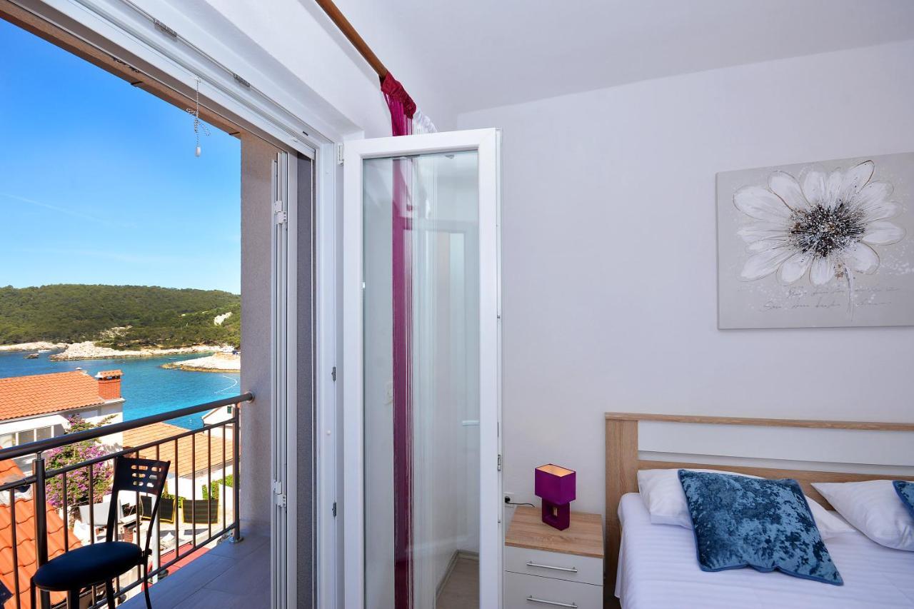Apartment 'Mimo' In Milna - Hvar Exterior foto