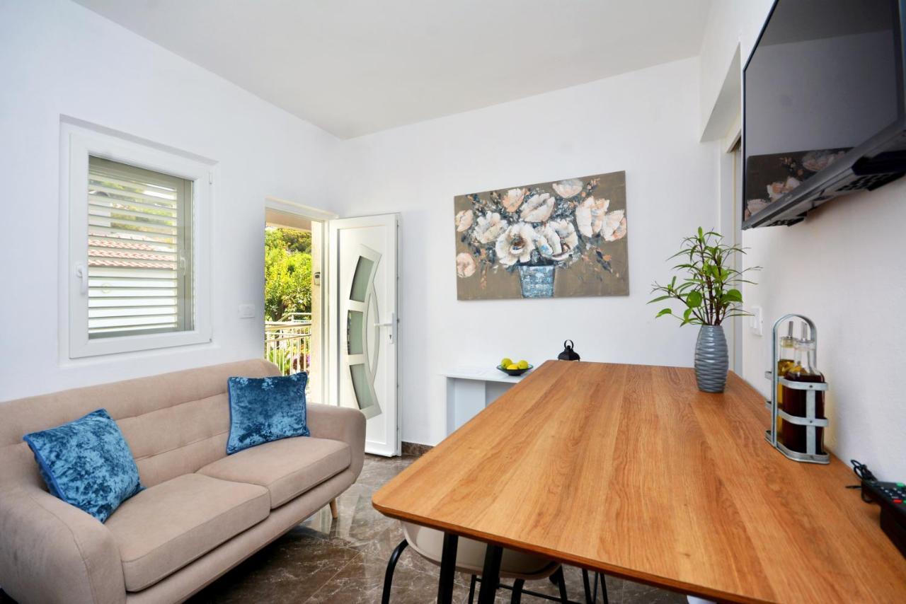 Apartment 'Mimo' In Milna - Hvar Exterior foto